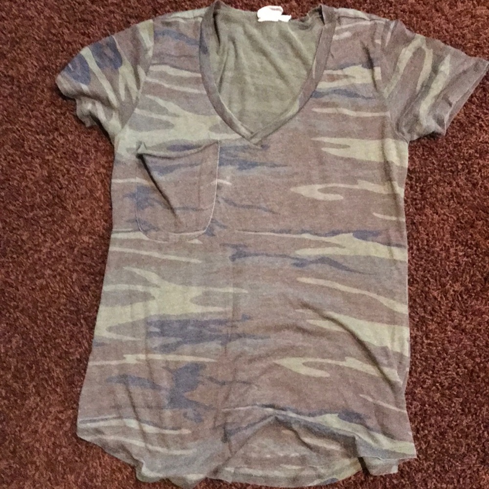 Camo t-shirt